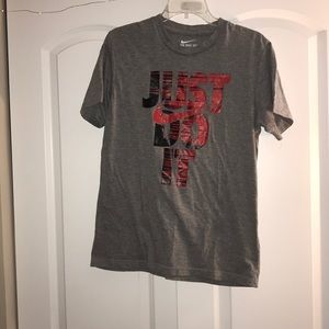 Nike tee